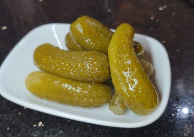 Sirkesiz Limonsuz Tuzlu Kornişon Turşusu