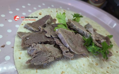 Dana Dil Söğüş Tarifi (Lokum Gibi Yumuşacık ve Lezzetli Dana Dil Nasıl Yapılır?)
