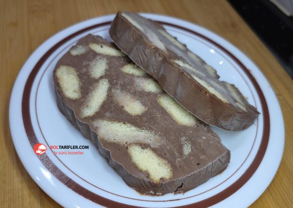 Cheeseecake Tadında Kedi Dilli Mozaik Pasta