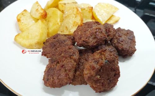 Anne Elinden Fırında Köfte Patates