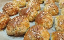 Dereotlu Peynir Dolgulu Poğaça