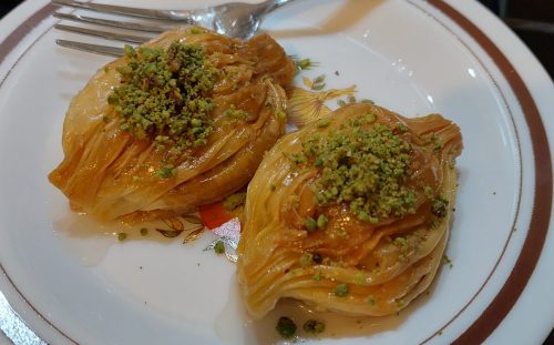 Hazırdan Farksız Mekik Baklava