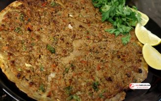 Hazır Lavaştan Yalancı Lahmacun