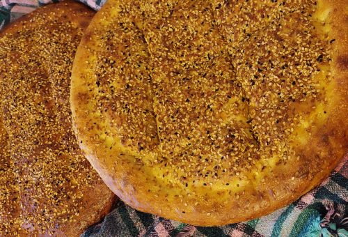 Taş Fırında Pişmiş Gibi Yumurtalı Ramazan Pidesi