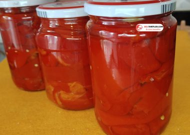 Kışlık Közlenmiş Kapya Biber Konservesi