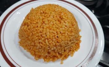 Domates Salçalı Bulgur Pilavı