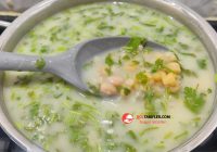 Taze Kişnişli Buğday Çorbası