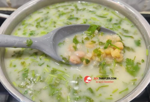 Taze Kişnişli Buğday Çorbası