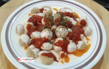 Yoğurt Soslu İrmikli Bulgur Köftesi